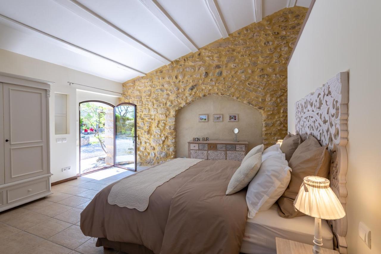 Maison D'Hotes Les Caroubiers Montségur-sur-Lauzon 외부 사진